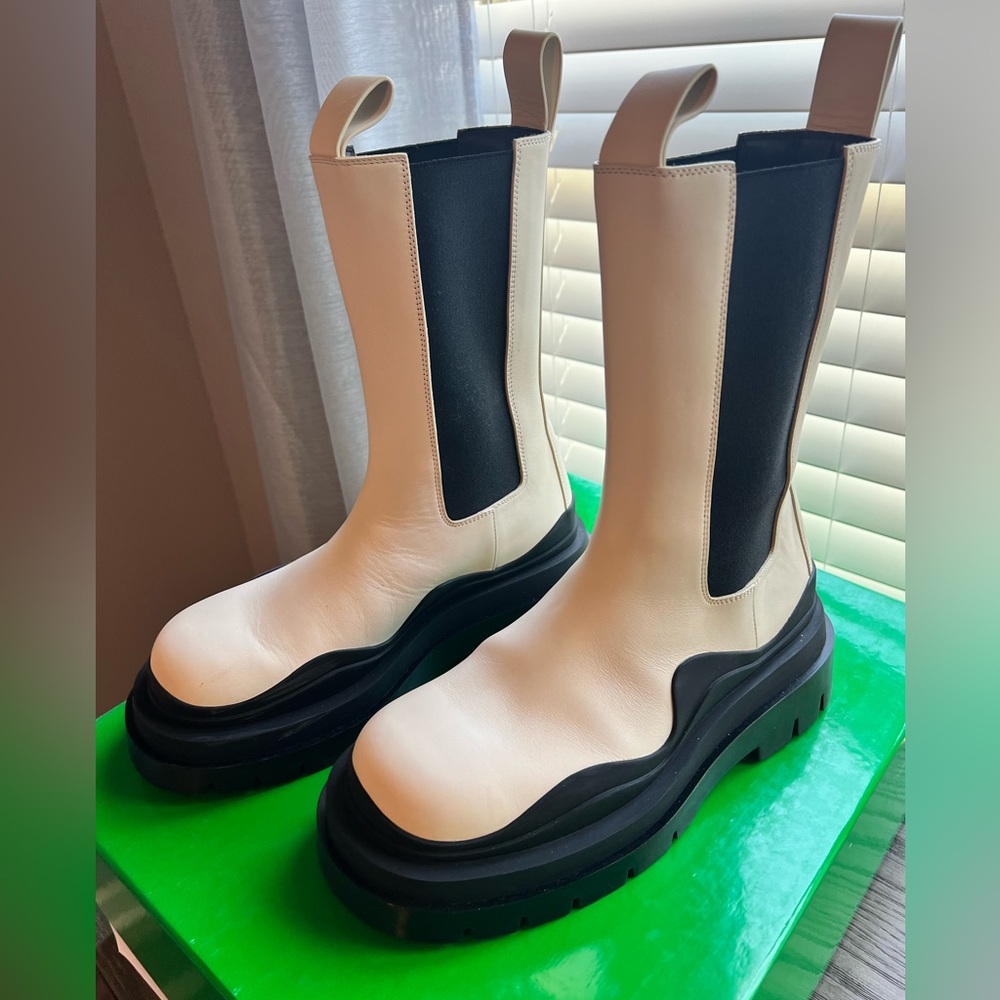 Bottega Veneta Tire Boot US 8.5